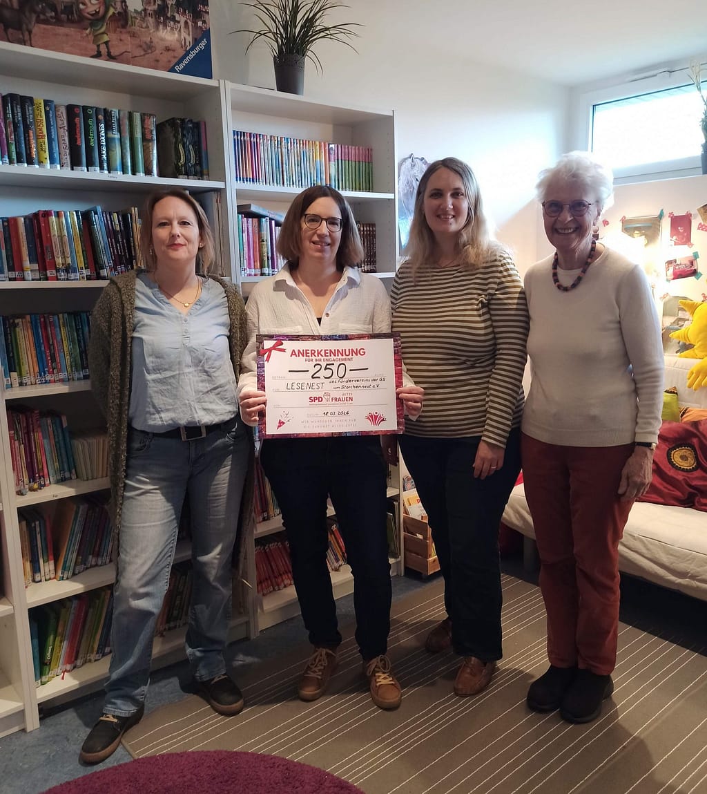 Geldübergabe der SPD Frauen