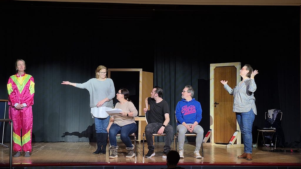 Theatergruppe Spielerei auf der Bühne