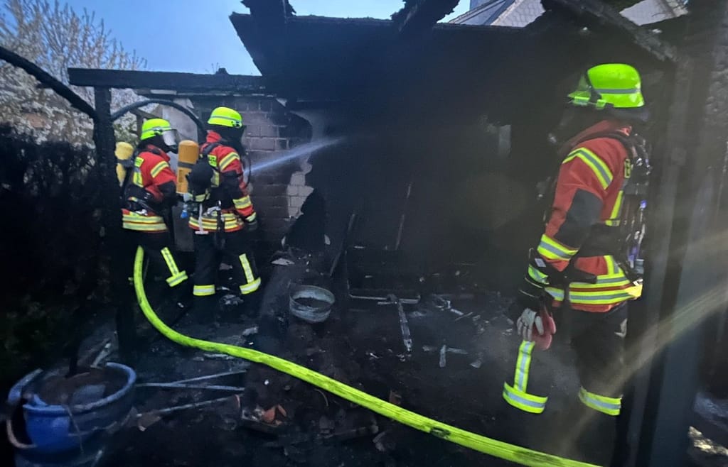 Feuer Dedenhausen Schuppen