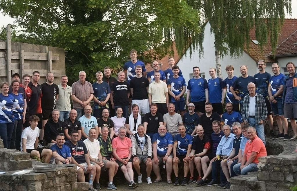 Gruppenfoto Tischtennissparte der Friesen Hänigsen